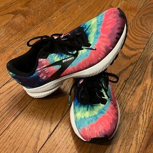 Brooks Launch 7 Tie Dye
